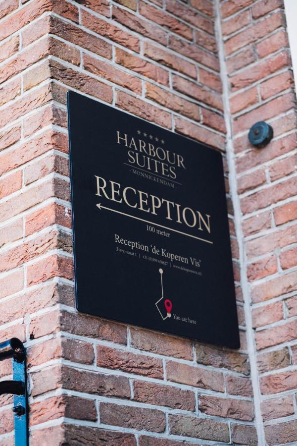 Harbour Suites Boutique Hotel Моникендам Екстериор снимка